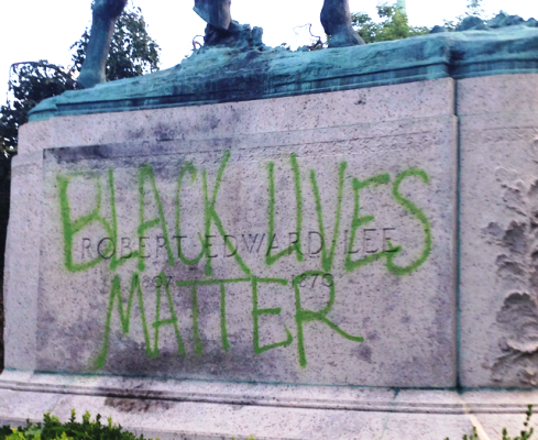 Robert E. Lee Statue Vandalized Robert E. Lee Statue Vandalized