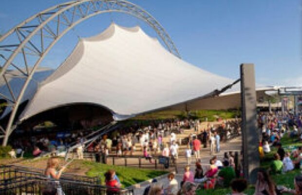 Live Music: Dropping Julia Headlines Fridays After Five